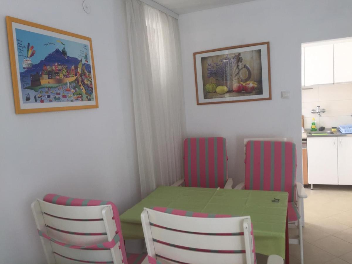 Apartment Perla - 150M From The Sea Нови Винодолски Екстериор снимка